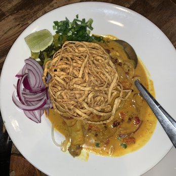 Anchalee Thai Cuisine - Khao Soi Gai - Northern Style Curry Noodle* - Thai Near Me - Berkeley, California Anchalee Thai Cuisine - Khao Soi Gai - Northern Style Curry Noodle* - Thai Near Me - Berkeley, California