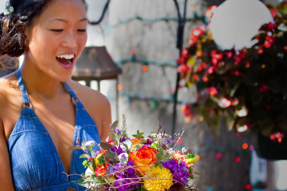 MACKENZIE’S FLOWERS 18 Photos Florists 935 Lovers Ln, Bowling