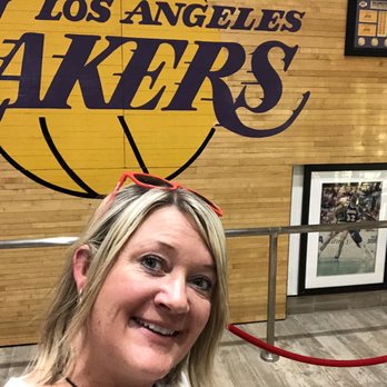 EddieWorld - Selfie Moment by the Laker's wall! - Service Stations Near Me - Yermo, California