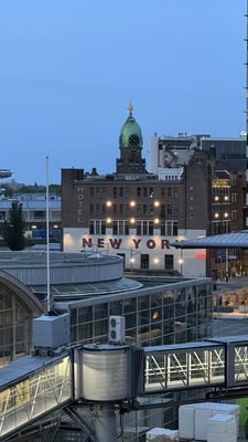 Cruise Terminal Rotterdam by null