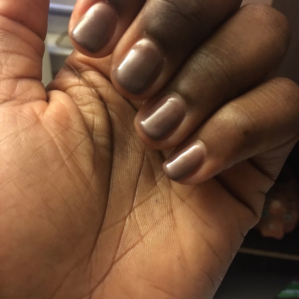 Cute and simple gel manicure.