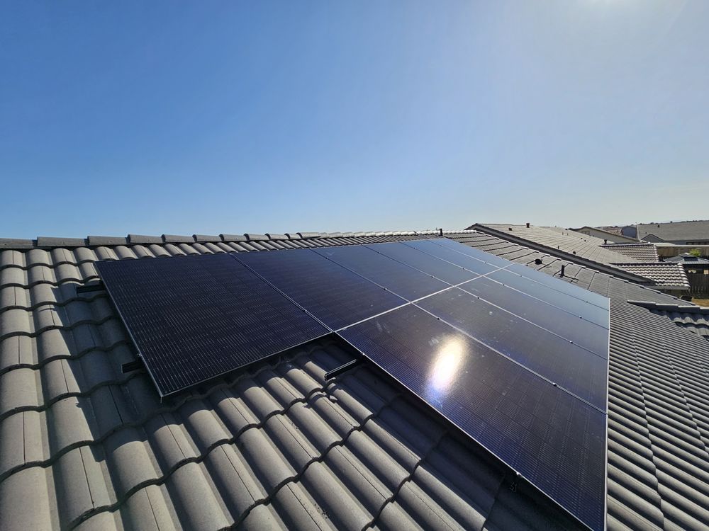 Slide of POWER SOLAR Structures Construction