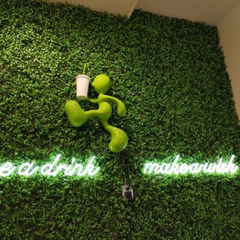 Mr. Wish - Inside decor - Bubble Tea Near Me - Portsmouth, New Hampshire Mr. Wish - Inside decor - Bubble Tea Near Me - Portsmouth, New Hampshire