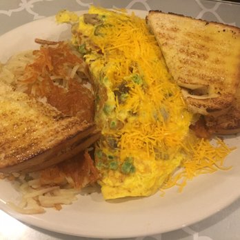 Blondie's Barn - Breakfast & Brunch Near Me - Haslett, Michigan Blondie's Barn - Breakfast & Brunch Near Me - Haslett, Michigan