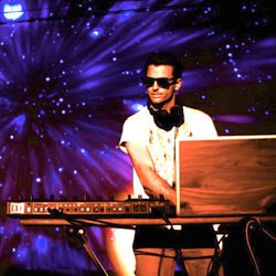 Discosapien DJs