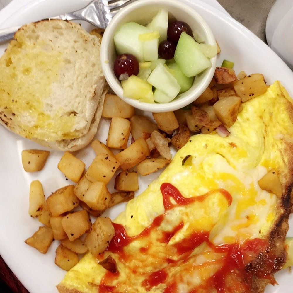 Turning Point - Custom omelette with english muffin and fresh fruit - Breakfast & Brunch Near Me - Manalapan, New Jersey