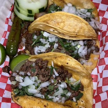 El Taco Sabroson - Tacos Grande de Asada - Food Trucks Near Me - Hollister, California El Taco Sabroson - Tacos Grande de Asada - Food Trucks Near Me - Hollister, California