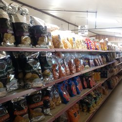 Country Corners - Aisles and aisles of bulk food! Delish!