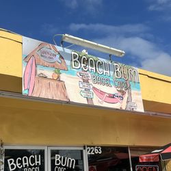 Beach Bum Bagel Cafe - Front door sign