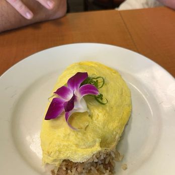Guieb Cafe - Adobo Fried Rice - New American Near Me - Honolulu, Hawaii