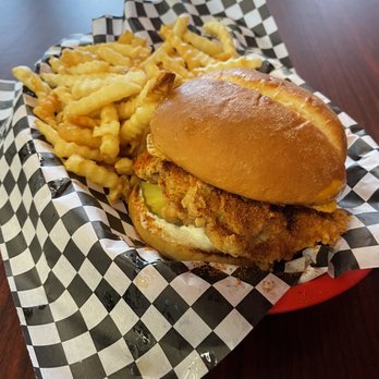 Zoey's Fried Chicken Sandwiches - Hot chicken! - Chicken Wings Near Me - Everett, Washington Zoey's Fried Chicken Sandwiches - Hot chicken! - Chicken Wings Near Me - Everett, Washington