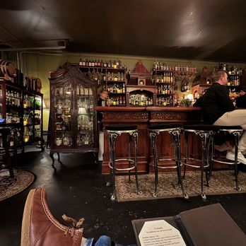 The Crow & Quill - Cocktail Bars Near Me - Asheville, North Carolina The Crow & Quill - Cocktail Bars Near Me - Asheville, North Carolina