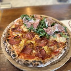 Houdini Pizza Laboratory - Half Habanera/Half Prosciutto & Arugula