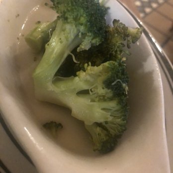 La Carreta - Uncook broccoli - Cuban Near Me - Miami, Florida La Carreta - Uncook broccoli - Cuban Near Me - Miami, Florida