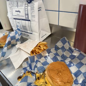Smashy - Burgers Near Me - New York, New York