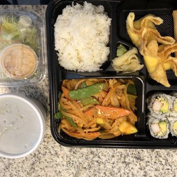 Asian Harbor - Chicken Curry Bento Box - Asian Fusion Near Me - Indianapolis, Indiana