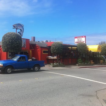 Barbara's Fishtrap - The whole operation on Capistrano Drive - Seafood Near Me - Half Moon Bay, California Barbara's Fishtrap - The whole operation on Capistrano Drive - Seafood Near Me - Half Moon Bay, California
