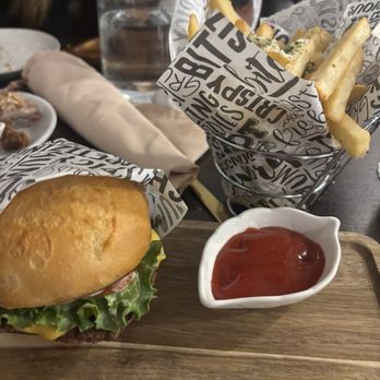Cozy Cafe - Modern European Near Me - Bethlehem, Pennsylvania