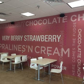 Baskin-Robbins - Seating / Aesthetic - Ice Cream & Frozen Yogurt Near Me - Porterville, California