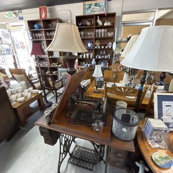 Zion Thrift Store - Vintage finds - Thrift Stores Near Me - Anaheim, California Zion Thrift Store - Vintage finds - Thrift Stores Near Me - Anaheim, California