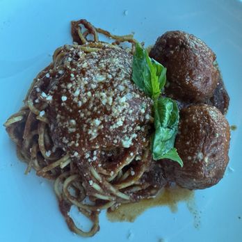 Bella Vista - Spaghetti and meatballs - Italian Near Me - Ridgefield, Washington