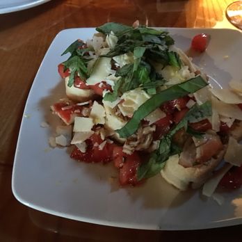 Canoe Club Wine Bar - Wine Bars Near Me - Marblehead, Ohio Canoe Club Wine Bar - Wine Bars Near Me - Marblehead, Ohio