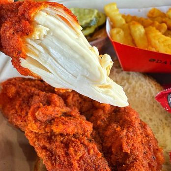Dave's Hot Chicken - The juiciest tender within 3 counties! - Chicken Shop Near Me - Middletown, Rhode Island Dave's Hot Chicken - The juiciest tender within 3 counties! - Chicken Shop Near Me - Middletown, Rhode Island