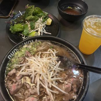 Pho Nom - Pho short rib Passion fruit lemondae - Vietnamese Near Me - San Diego, California