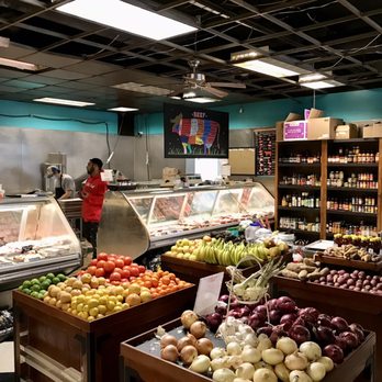 Oak Grove Market - the produce section of a grocery store - Delis Near Me - Decatur, Georgia