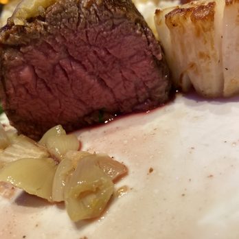 Carvers On 19 - Perfect medium with some roasted garlic - Steakhouses Near Me - Catoosa, Oklahoma Carvers On 19 - Perfect medium with some roasted garlic - Steakhouses Near Me - Catoosa, Oklahoma