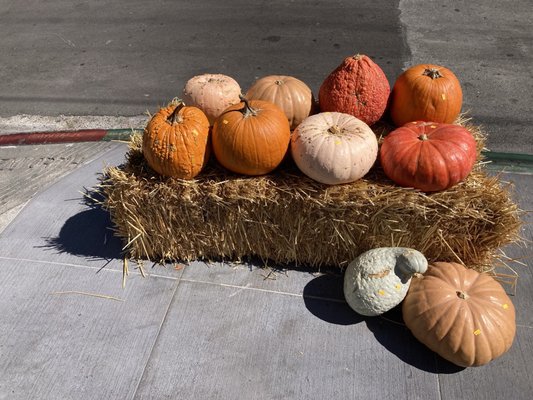 Le Beau Market by null