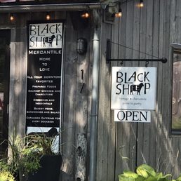 Exterior photo of Black Sheep Mercantile - Edgartown, Massachusetts Exterior photo of Black Sheep Mercantile - Edgartown, Massachusetts