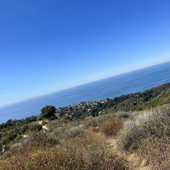 Los Leones Canyon - Speechless view - Hiking Near Me - Pacific Palisades, California Los Leones Canyon - Speechless view - Hiking Near Me - Pacific Palisades, California
