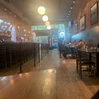 Taylor Shellfish Oyster Bar - Indoor Dining - Seafood Near Me - Seattle, Washington