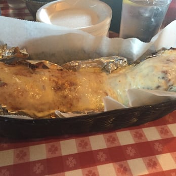 Arthur's Tavern - Garlic bread with melted mozzarella - Pubs Near Me - Morris Plains, New Jersey