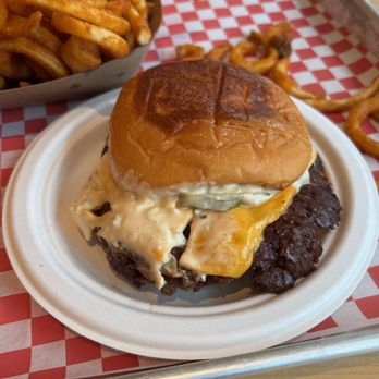 Smish Smash - Cheeseboiga - Burgers Near Me - San Francisco, California Smish Smash - Cheeseboiga - Burgers Near Me - San Francisco, California