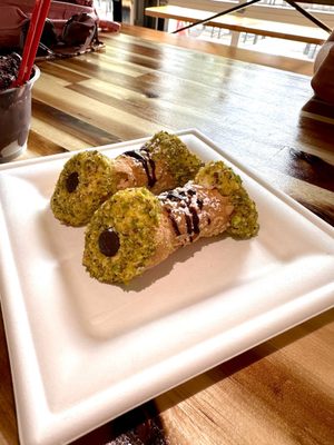 Pi-Napo Pizzeria by null