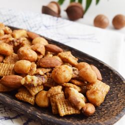 Cook by Hitomi - 'Olu'Olu (Mix Nuts)
Salted Caramel & Hawaiian Honey Mixed Nuts