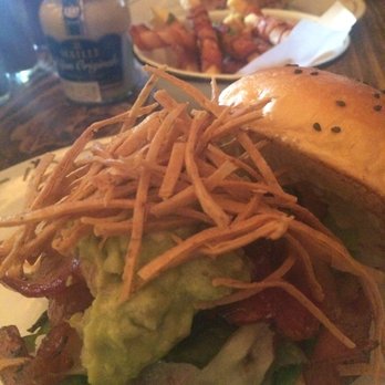 Butcher & Sons - Loved this place! This was our first time and we loved it! - Burgers Near Me - México, D.F., DIF