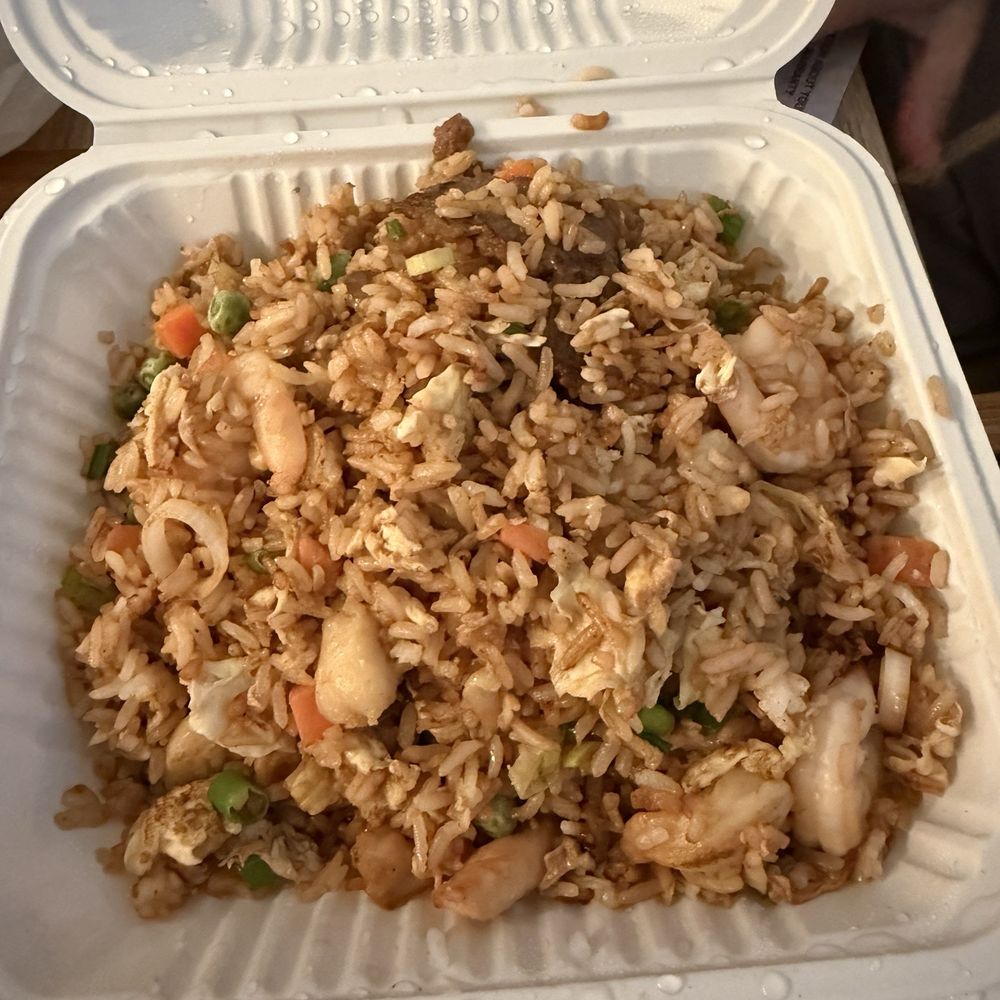 J & J Chinese Restaurant - 107. House Special Fried Rice - Szechuan Near Me - Issaquah, Washington J & J Chinese Restaurant - 107. House Special Fried Rice - Szechuan Near Me - Issaquah, Washington