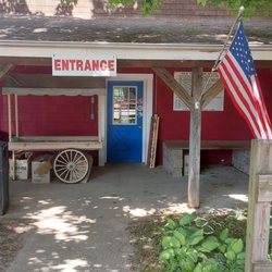 Giamarese Farm - Entrance