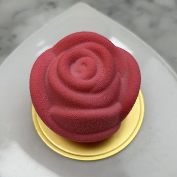 Jonquils Cafe & Bakery - Rose - Cafes Near Me - Boston, Massachusetts
