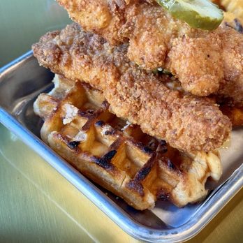 Houston TX Hot Chicken - Chicken tenders - Chicken Shop Near Me - Katy, Texas