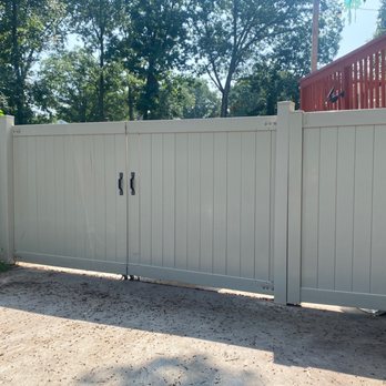 Total Home Pros - After gate and door install - Decks & Railing Near Me Total Home Pros - After gate and door install - Decks & Railing Near Me