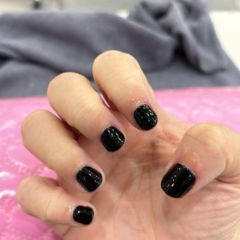 I Nail Lounge - Glossy black done very well by Angel - Nail Salons Near Me - Las Vegas, Nevada