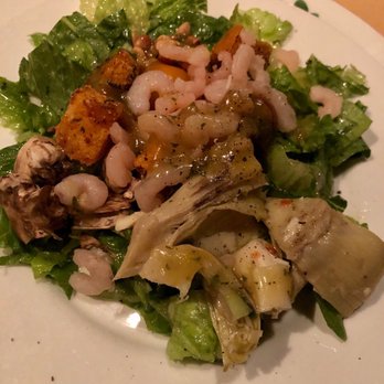 Hugo's Cellar - Hugo's Famous Table-Side Salad - American Near Me - Las Vegas, Nevada Hugo's Cellar - Hugo's Famous Table-Side Salad - American Near Me - Las Vegas, Nevada