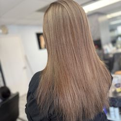 Thee Salon