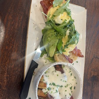 First Watch - BLT Benedict - Breakfast & Brunch Near Me - San Marcos, Texas
