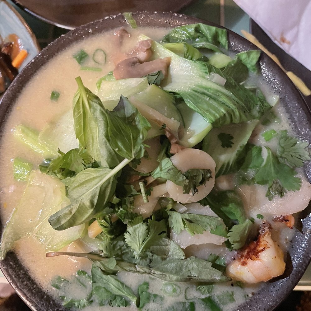 Ginger and Lemongrass - Green Curry Soup with shrimp - Vietnamese Near Me - Whitestone, New York Ginger and Lemongrass - Green Curry Soup with shrimp - Vietnamese Near Me - Whitestone, New York