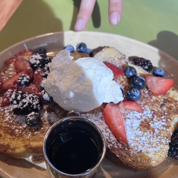 Snooze, an A.M. Eatery - French toast - Breakfast & Brunch Near Me - Tustin, California Snooze, an A.M. Eatery - French toast - Breakfast & Brunch Near Me - Tustin, California